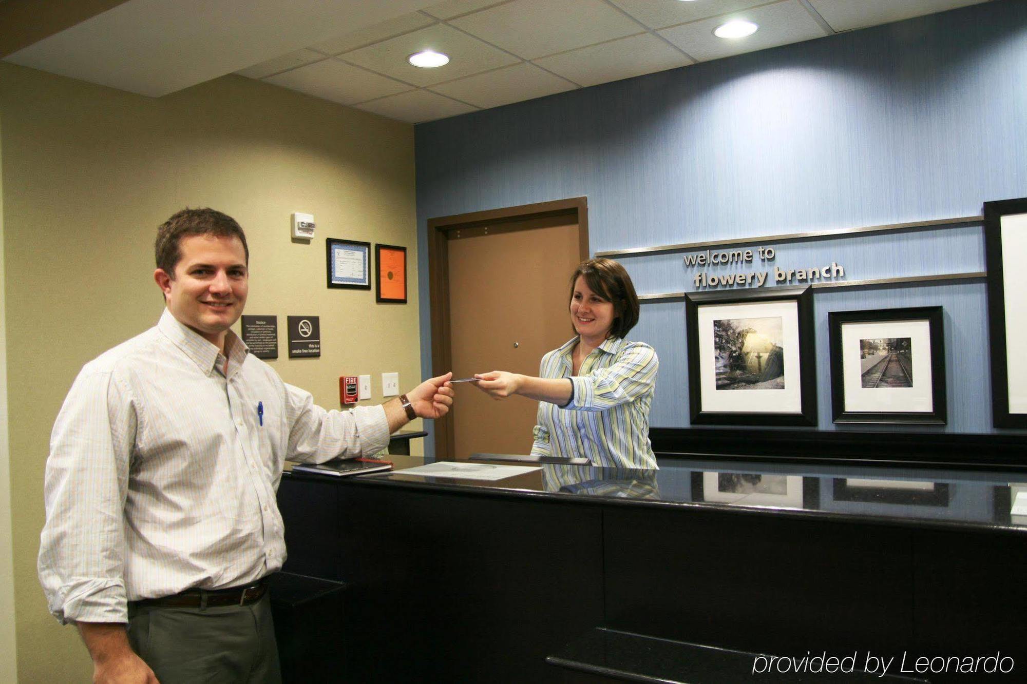 Hampton Inn & Suites Flowery Branch Interiér fotografie